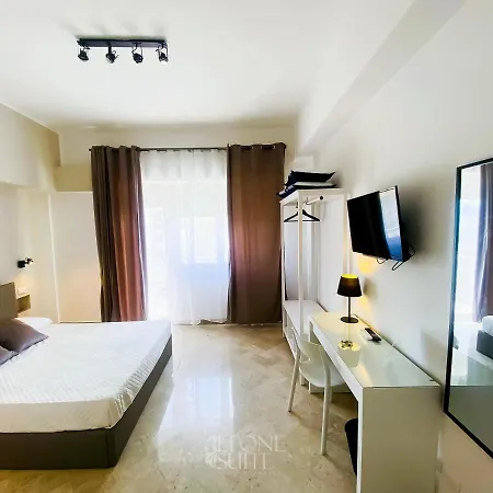 Leone & Restaurant Aic ベッド・アンド・ブレックファスト