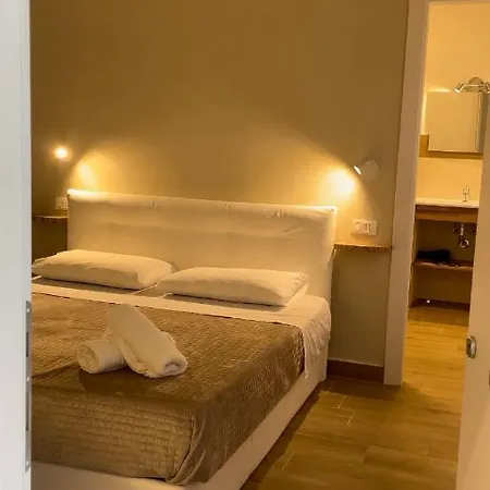 Leone & Restaurant Aic 4*