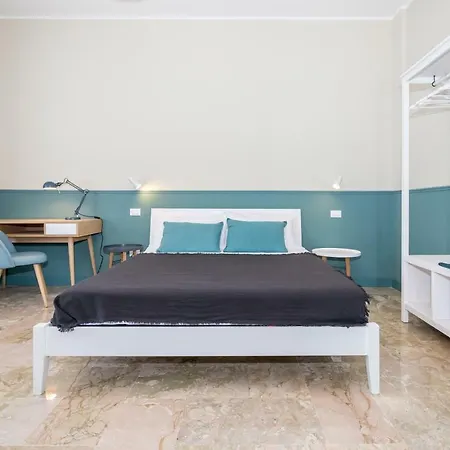 Leone & Restaurant Aic 4*