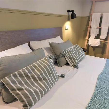 Bed & Breakfast Leone & Restaurant Aic 4*