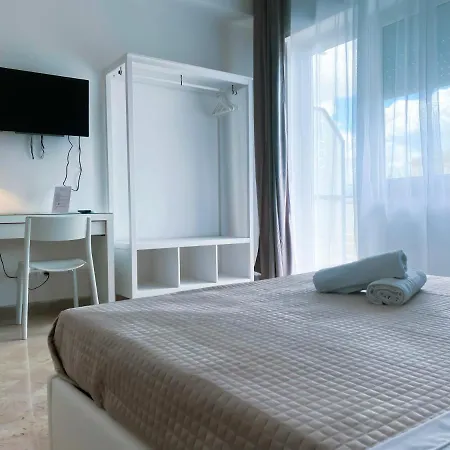 Leone & Restaurant Aic