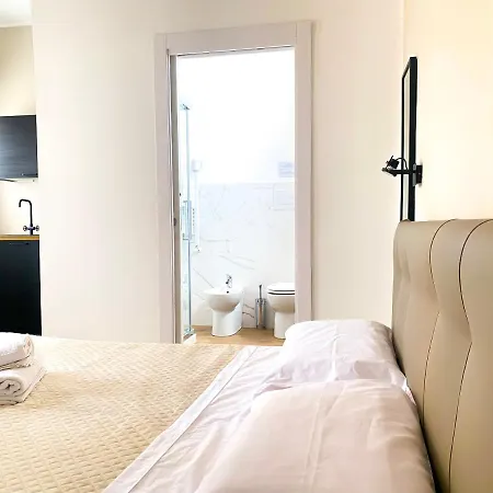 Leone & Restaurant Aic