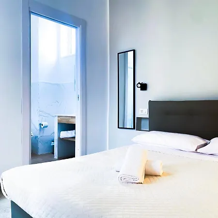 Leone & Restaurant Aic Bed & Breakfast 4*