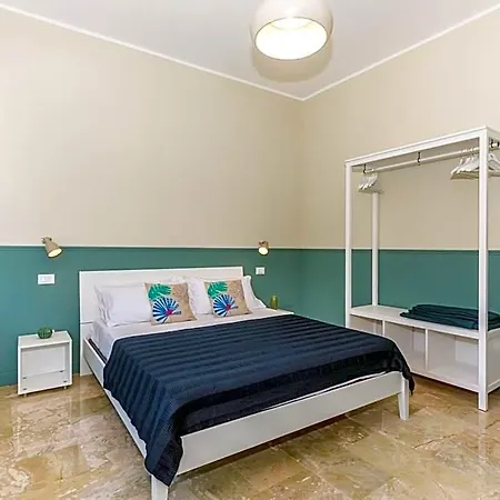 Leone & Restaurant Aic Bed & Breakfast 4*