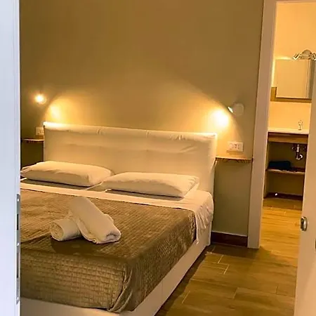 Leone & Restaurant Aic فندق مبيت وإفطار 4*