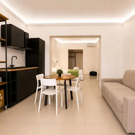 Leone & Restaurant Aic 4*
