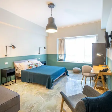 Leone & Restaurant Oda ve Kahvaltı 3*