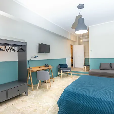 Leone & Restaurant Aic 4*