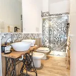 Leone & Restaurant Aic Nocleg ze śniadaniem 4*
